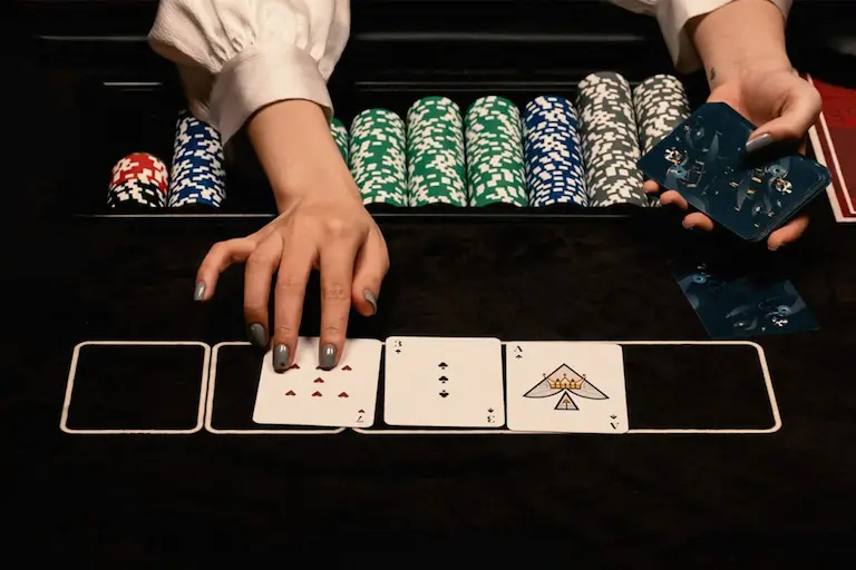 Luật chơi bài Poker chuẩn nhất
